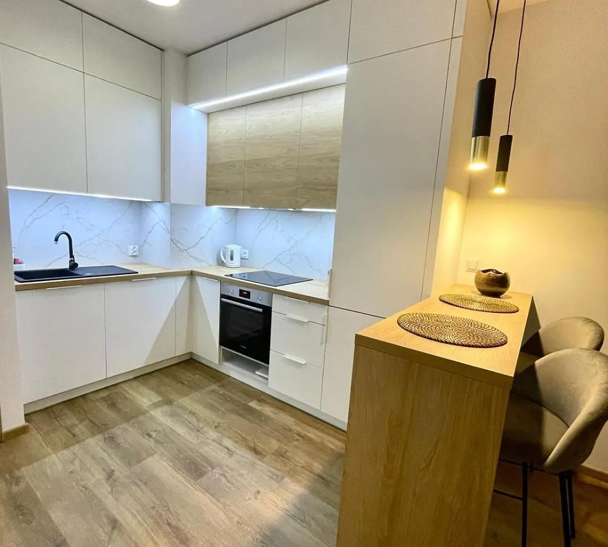 Budki Szczesliwickie 25 By Homeprime Warsaw Apartment